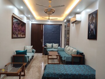 Living Room in 3 BHK Builder Floor at Sector 122 – for Rent