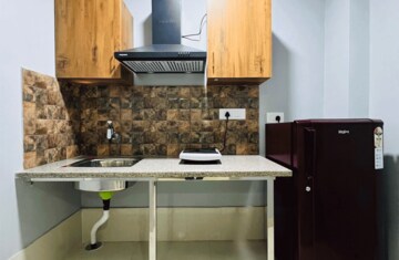  3 BHK Builder Floor at Sector 122 – for Rent