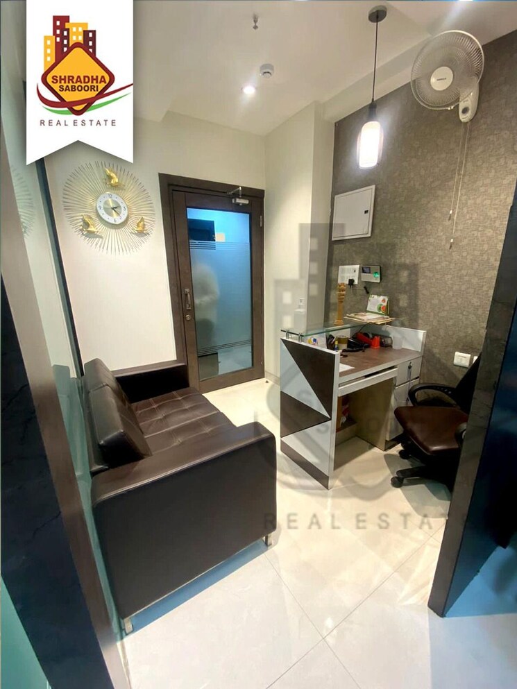 Team Area, netaji subhash place Commercial Office Space 823 Sq.Ft. In Netaji Subhash Place Delhi 8317022