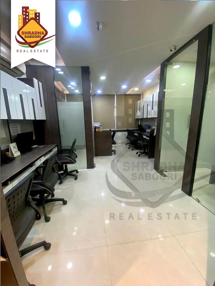 Team Area, netaji subhash place Commercial Office Space 823 Sq.Ft. In Netaji Subhash Place Delhi 8317022