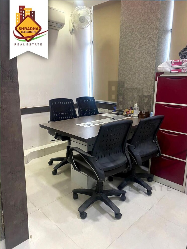 Team Area, netaji subhash place Commercial Office Space 823 Sq.Ft. In Netaji Subhash Place Delhi 8317022