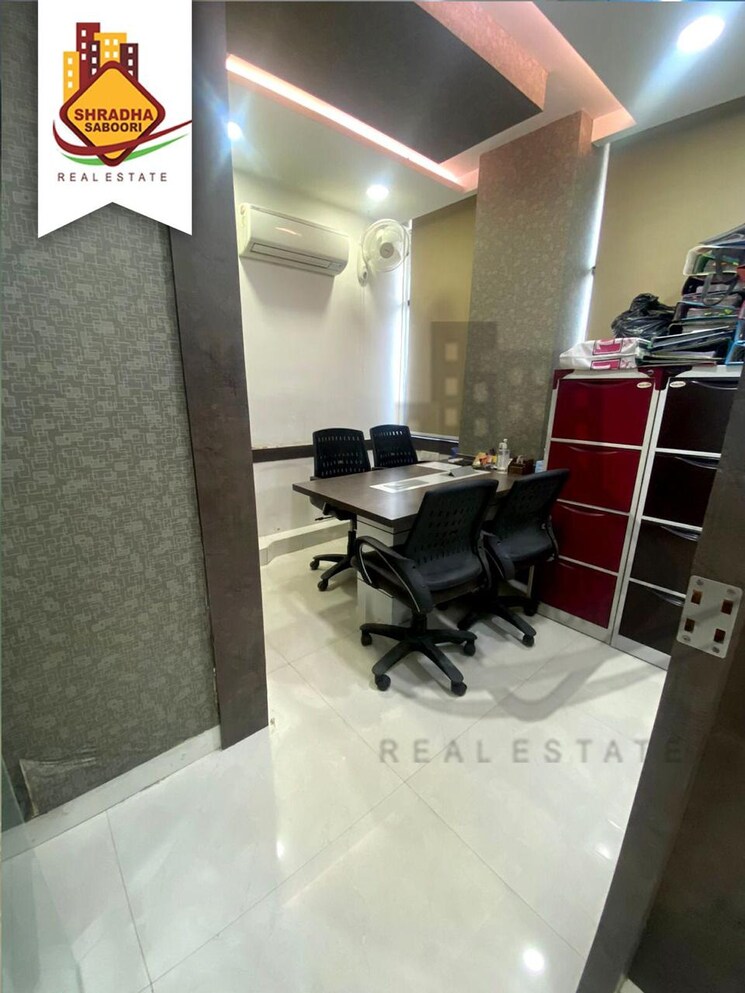 Team Area, netaji subhash place Commercial Office Space 823 Sq.Ft. In Netaji Subhash Place Delhi 8317022