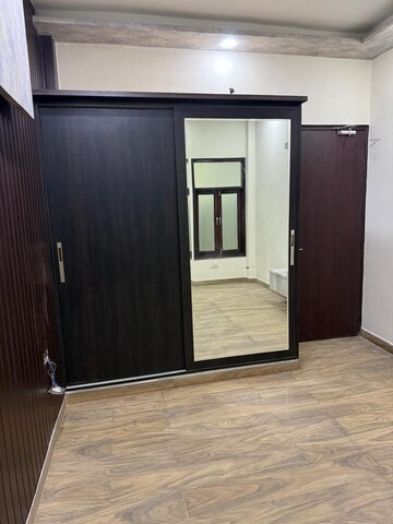Room in 4 BHK Builder Floor at Madhavpuram – for Sale