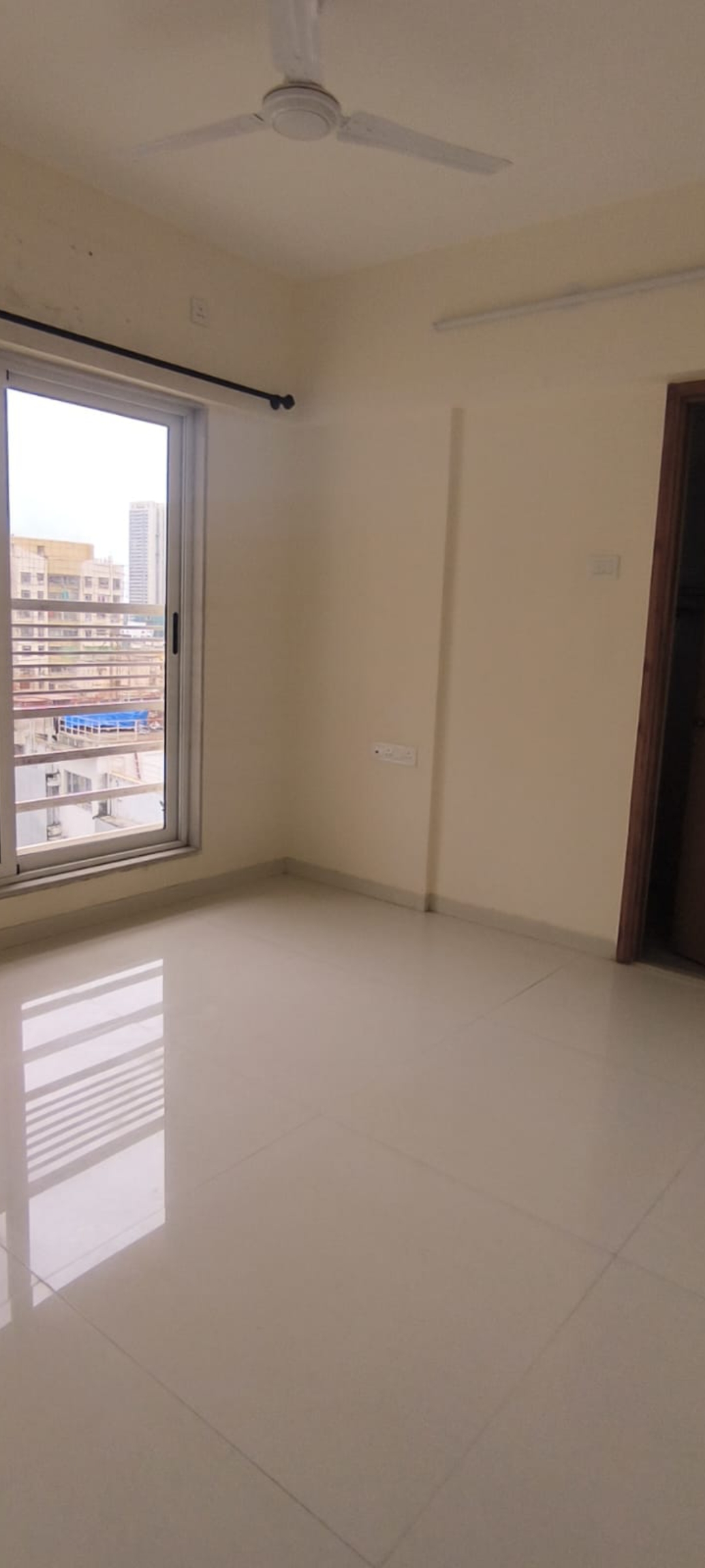 1 BHK Apartment For Sale in Romell Rhythm