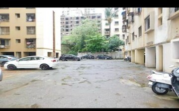 Parking in 1 BHK Apartment at Mantri Park, Goregaon East – for Rent