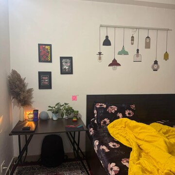 Team Area in 2 BHK Apartment at Supertech Cape Town, Sector 74 – for Rent