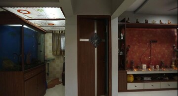 Furnished Amenities in 3 BHK Apartment at Velentine Tower, Goregaon East – for Rent
