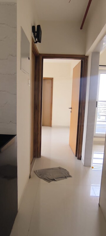  1 BHK Apartment at Romell Rhythm, Malad West – for Sale