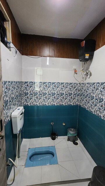 Master Bedroom in 3 BHK Independent House at Gomti Nagar – for Rent