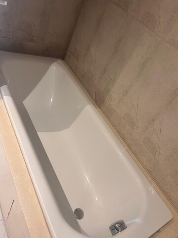 Furnished Amenities in 4 BHK Apartment at Panchshil One North, Magarpatta City – for Rent