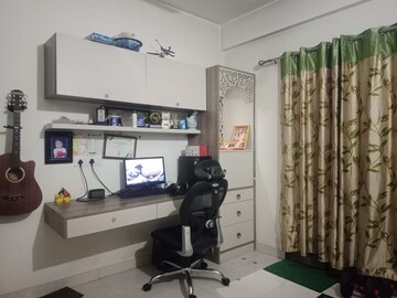 Master Bedroom in 2 BHK Apartment at Signature Global Orchard Avenue, Sector 93 – for Sale