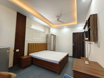 Bedroom in 1 RK Builder Floor at Ansal Sushant Lok I, Sector 43 – for Rent