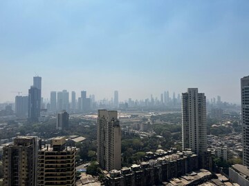 2 BHK Apartment For Rent in Chandak Cornerstone, Worli