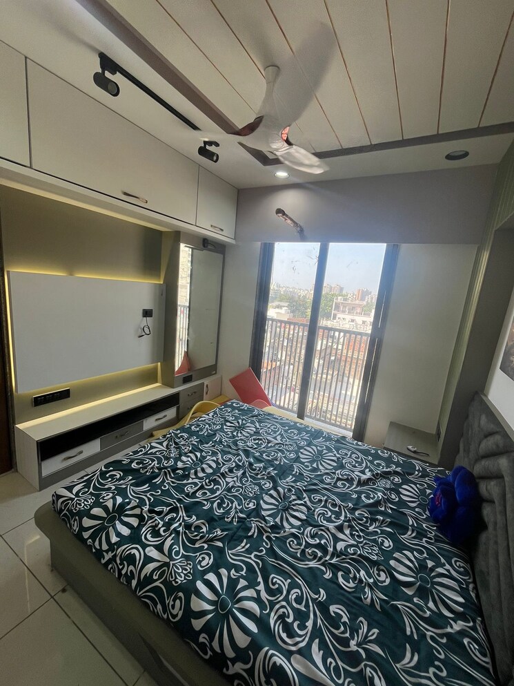 Bedroom, abhay-ratna-shashwat 2 Bedroom 96 Sq.Yd. Apartment In Chandlodia Ahmedabad 8317440