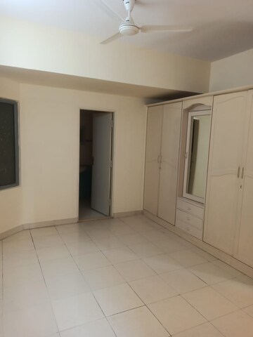 Room in 2 BHK Builder Floor at Kolshet – for Sale