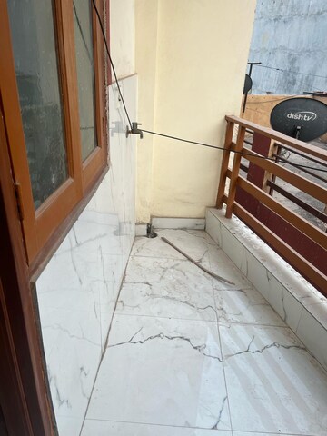 Balcony in 1 BHK Builder Floor at Madangir – for Rent