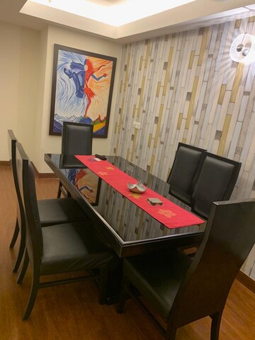 Living Room in 4 BHK Apartment at DLF The Belaire, Sector 54 – for Sale