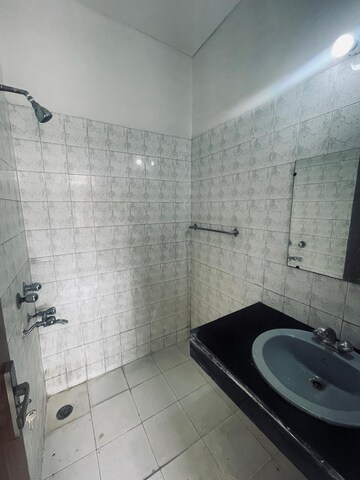 Bathroom in 4 BHK Apartment at Sushant Lok 3, Sector 57 – for Sale