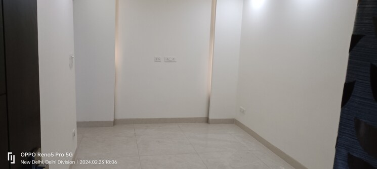 Room, janakpuri 2 Bedroom 972 Sq.Ft. Apartment In Janakpuri Delhi 8317706