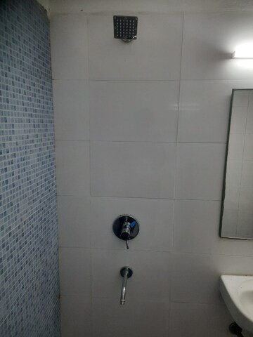 Bathroom in 3 BHK Apartment at Corona Graceiux, Sector 76 – for Rent