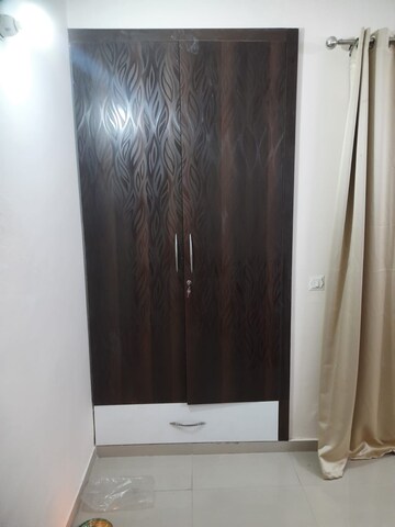 Building Lobby in 3 BHK Apartment at Corona Graceiux, Sector 76 – for Rent