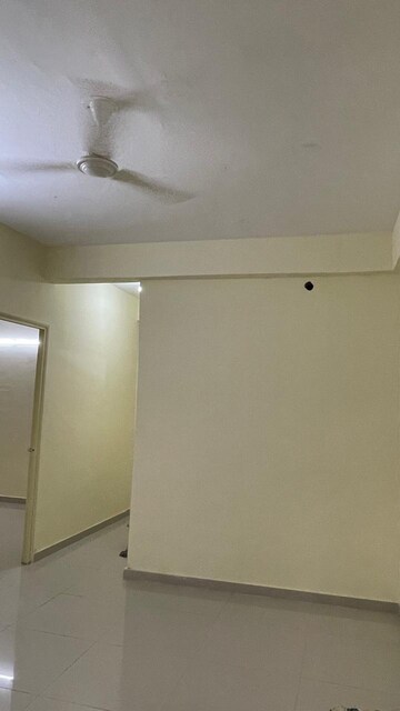 Room in 2 BHK Apartment at Pyramid Heights, Sector 85 – for Rent