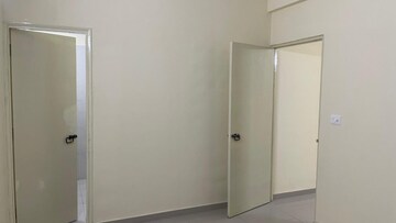 Room in 2 BHK Apartment at Pyramid Heights, Sector 85 – for Rent