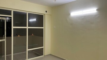 Room in 2 BHK Apartment at Pyramid Heights, Sector 85 – for Rent