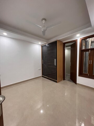 Room in 2 BHK Builder Floor at Freedom Fighters Enclave – for Rent