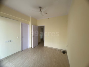 2 BHK Apartment For Rent in Gaur City 2 - 14th Avenue Sector 16c Greater Noida Greater Noida  8318582