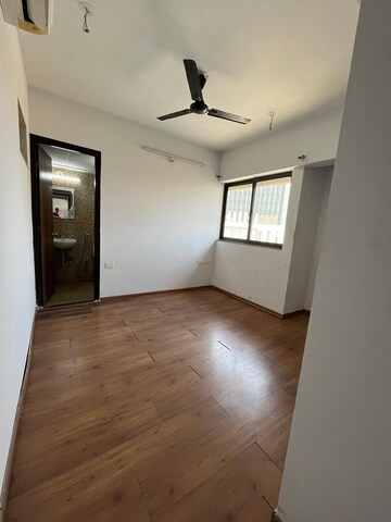 Room in 2 BHK Apartment at Lodha Palava City Lakeshore Greens, Dombivli East – for Rent