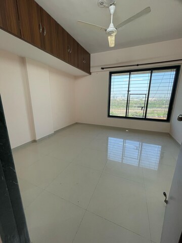 Room in 2 BHK Apartment at Ameya Apartment Chembur, Chembur – for Rent