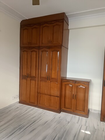 Room in 2 BHK Independent House at Sector 39 – for Rent