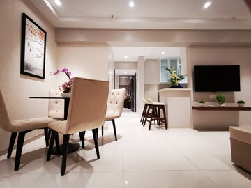 Team Area in 2 BHK Apartment at Kanakia Spaces Sevens, Andheri East – for Sale