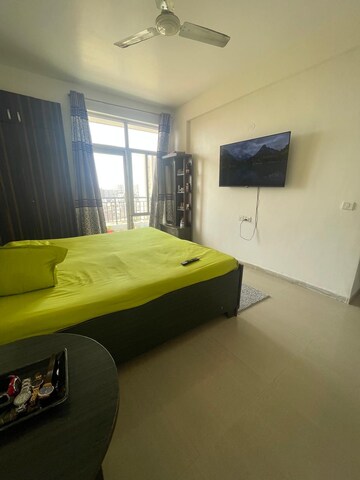 Bedroom in 3 BHK Apartment at Gomti Nagar – for Rent