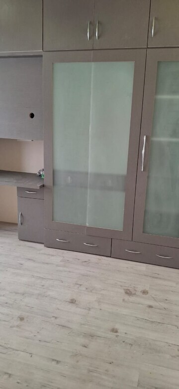 Bathroom in 3 BHK Apartment at Ambika Florence Park, North Mullanpur – for Rent