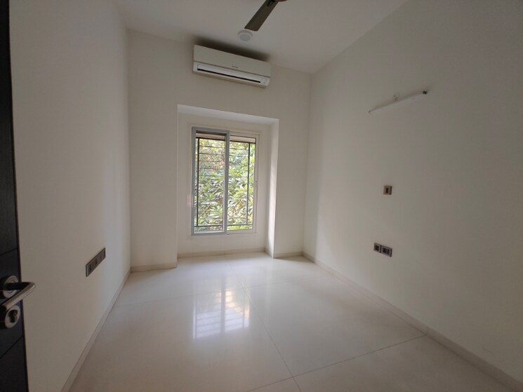 Room, sobha-international-city-presidential-villa 4 Bedroom 225 Sq.Yd. Villa In Sector 109 Gurgaon 8318858