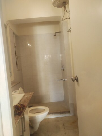 Furnished Amenities in 3 BHK Apartment at Moti Nagar – for Rent