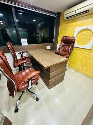  Office Space For Rent in Oberoi Chambers, Andheri West