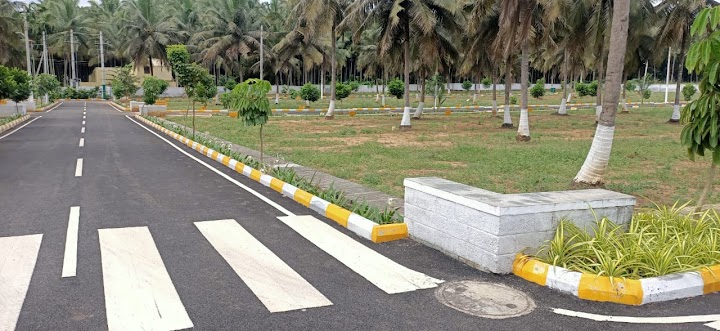 Plot For Sale in Bj Property Sale In White