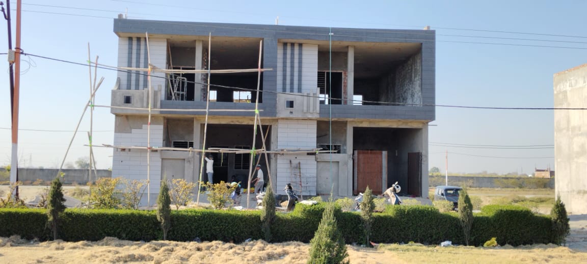 3 BHK + Servant Room Independent House For Sale in Jp Residency 