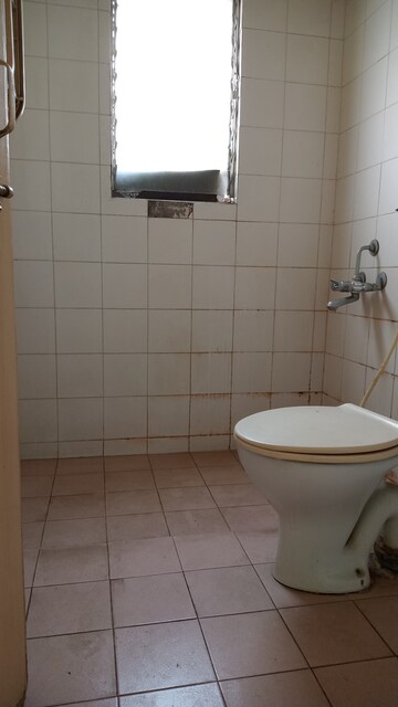 Bathroom in 3 BHK Apartment at Kumar Urban Kubera Bahaar, Pashan – for Rent