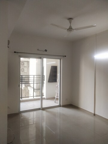 Room in 3 BHK Apartment at Moti Nagar – for Rent