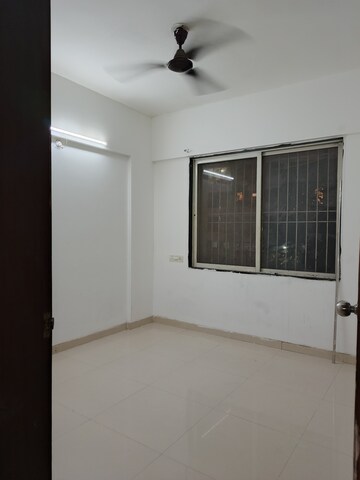 Room in 2 BHK Apartment at Lifestyle Royal Oak, Wakad – for Rent