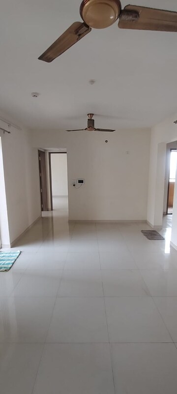 Room in 2 BHK Apartment at 5 Star Royal Grande, Wakad – for Rent
