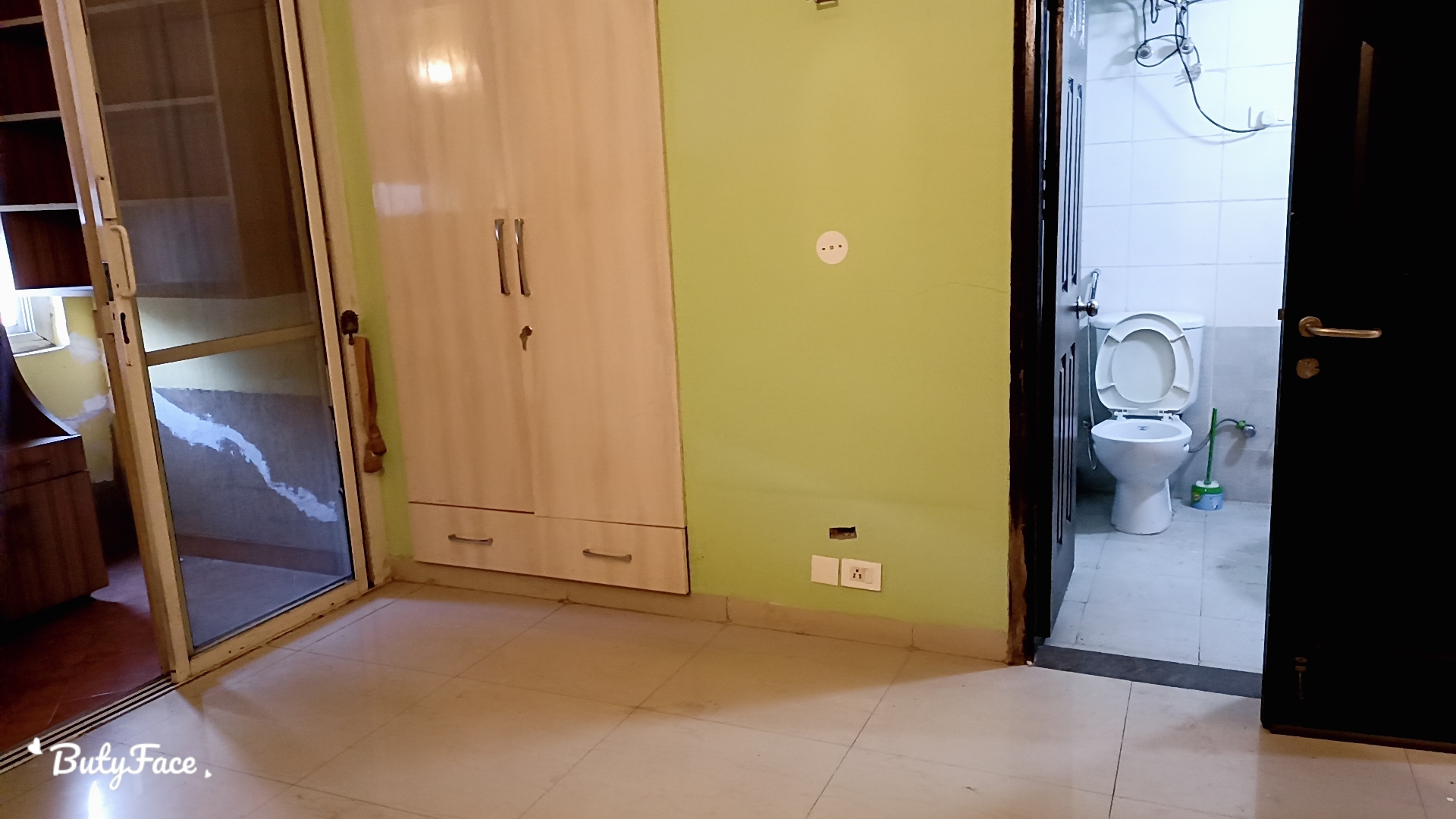 3 BHK Apartment For Sale in Orchid Petals