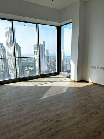 Room in 4 BHK Apartment at Rustomjee Crown, Prabhadevi – for Rent
