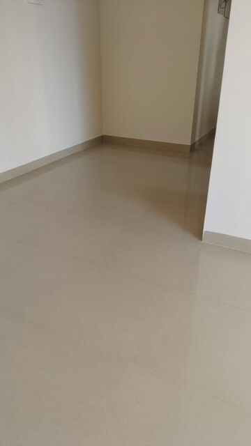 Room in 2 BHK Apartment at Andheri East – for Rent