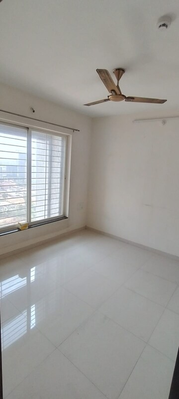 Room in 2 BHK Apartment at Utsav 51 Balewadi Residences, Balewadi – for Rent