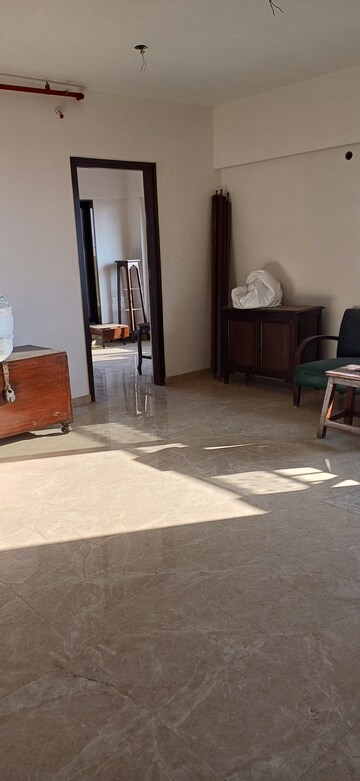 Furnished Amenities in 3 BHK Apartment at Nishigandha CHS Mahim, Mahim – for Rent